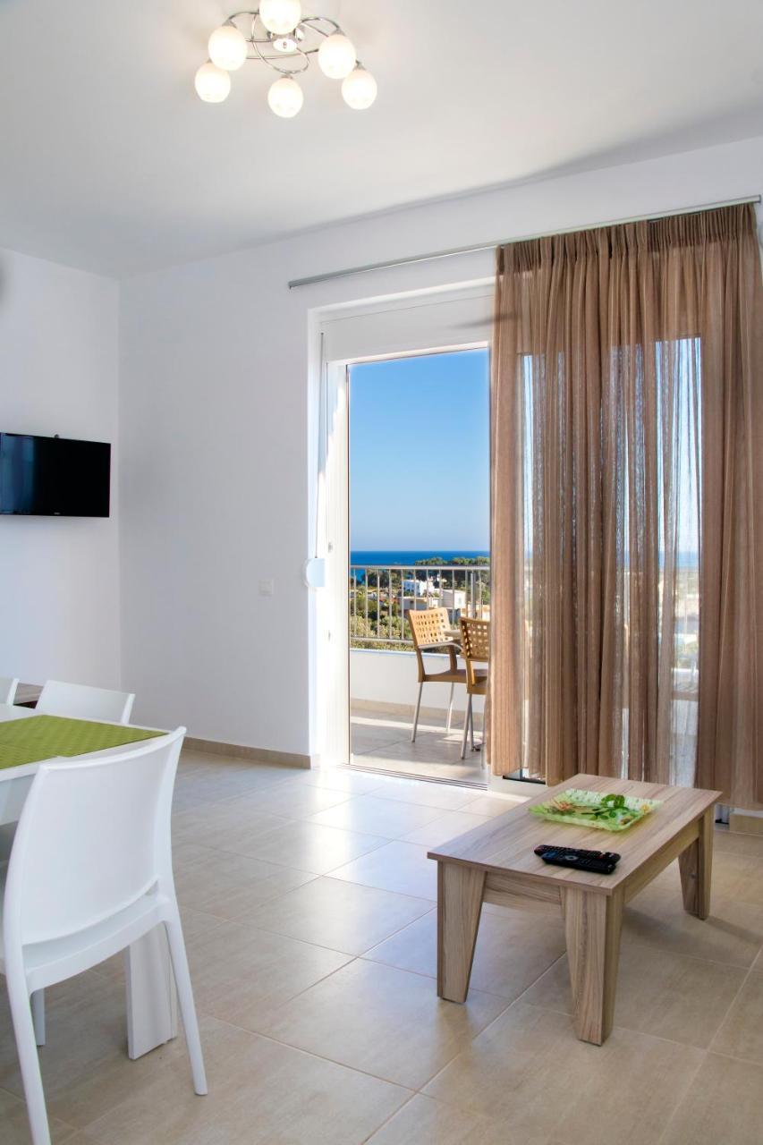 Gennadi Gardens Exclusive Apartments Luaran gambar