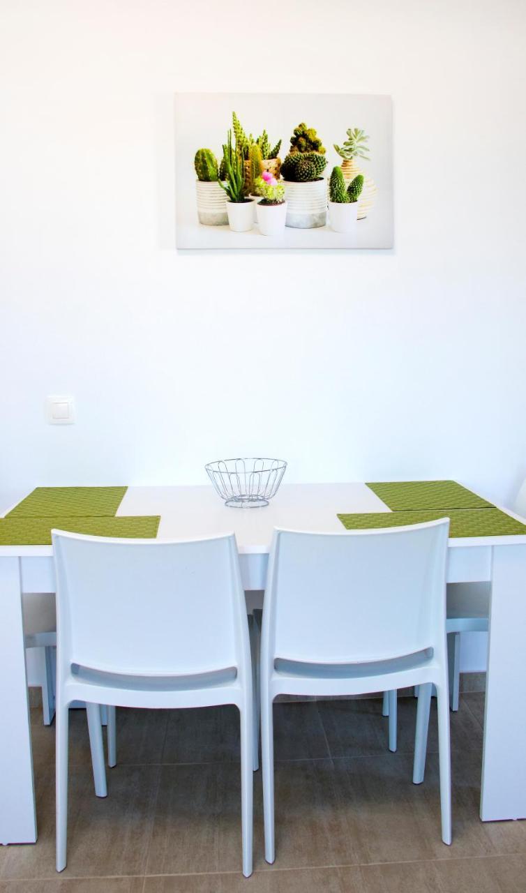Gennadi Gardens Exclusive Apartments Luaran gambar